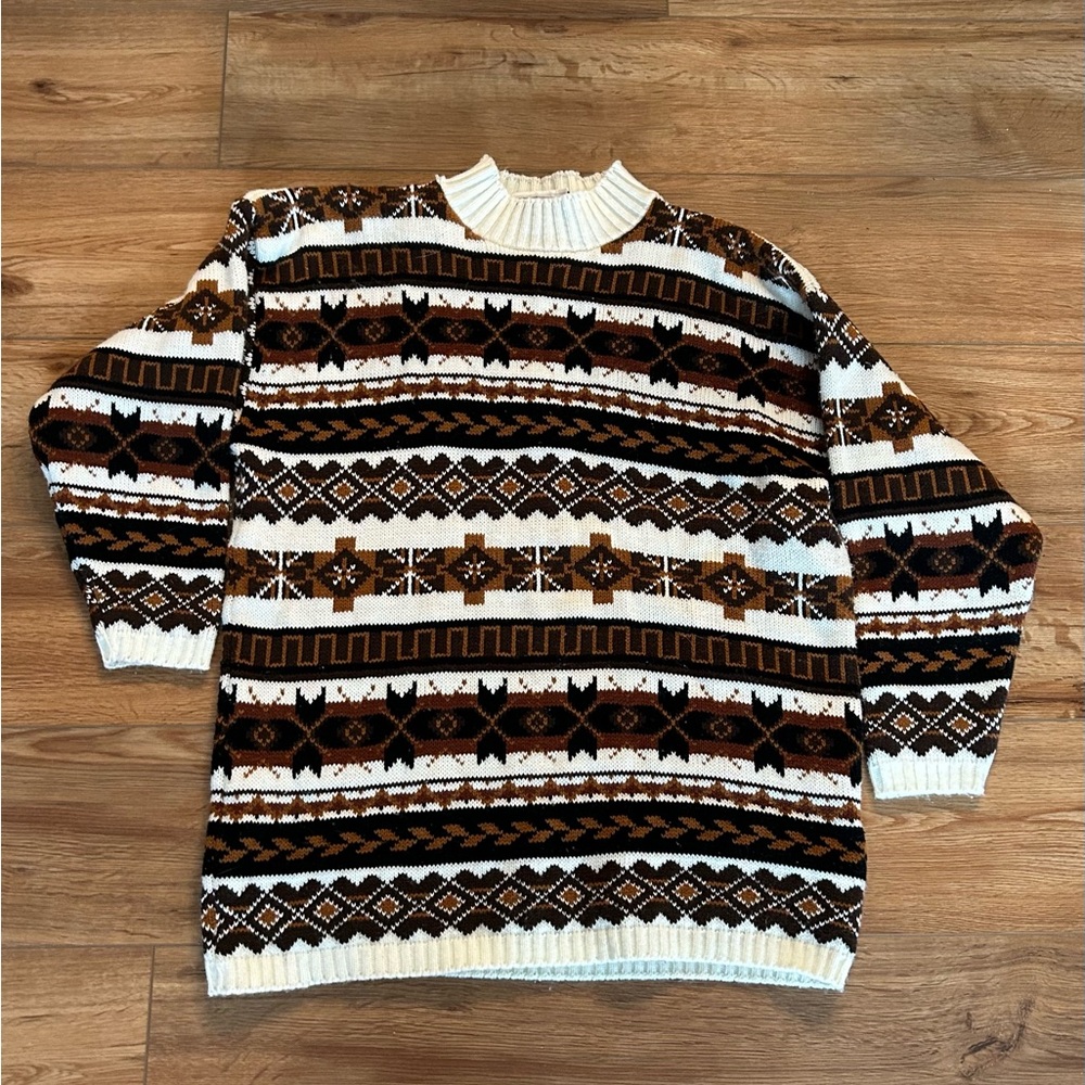 Men's/Womens Brown and White Sweater